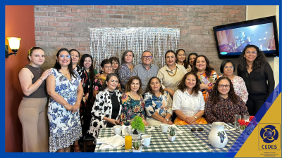 Felicitación a cada mamá trabajadora universitaria del CEDES -PUET